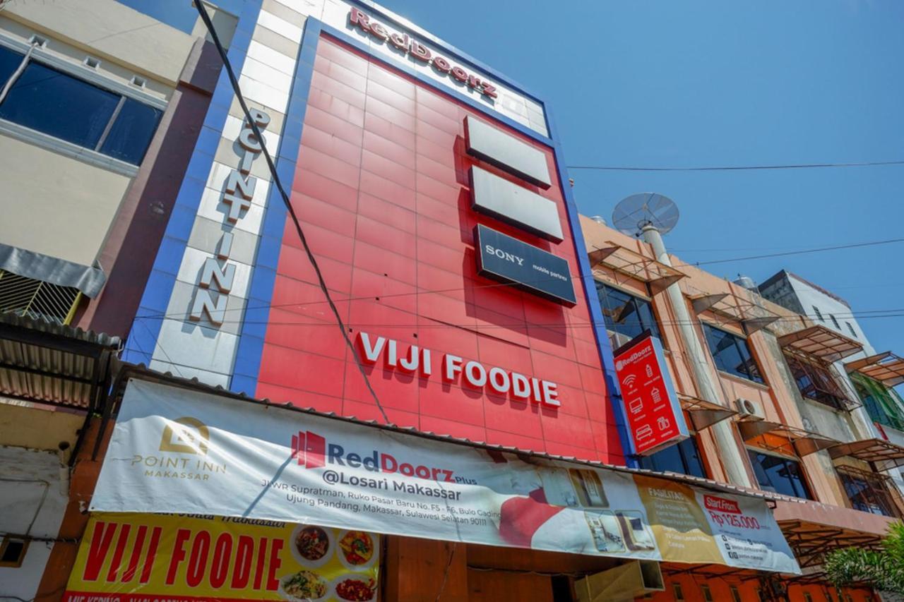 Reddoorz Plus @ Losari Makassar Exterior photo